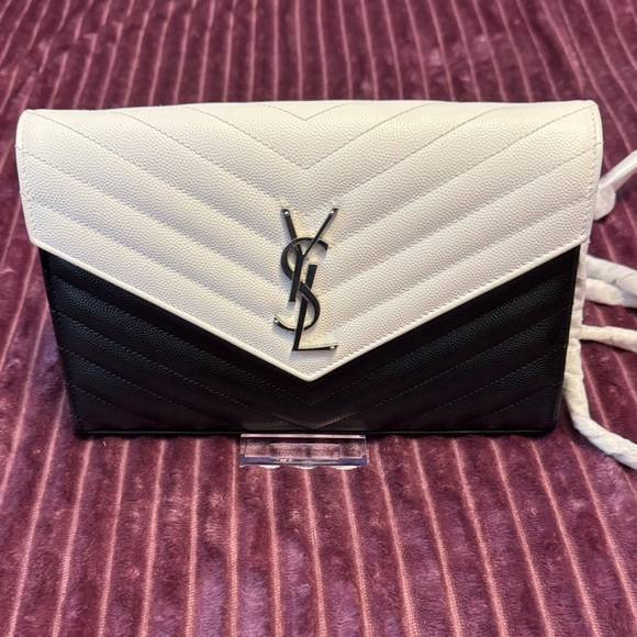 Yves Saint Laurent Handbags - Yves Saint Laurent Black and White Chevron Clutch